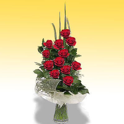 12 rose rosse da regalare per la festa della mamma